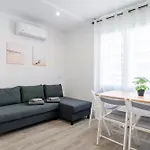 Salatan Apartments, Plaza Paris