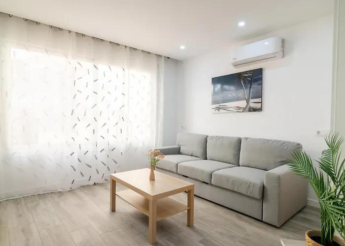Salatan Apartments, Plaza Paris