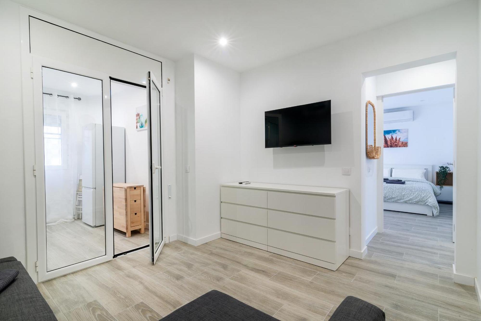 Salatan Apartments, Plaza Paris Appartement