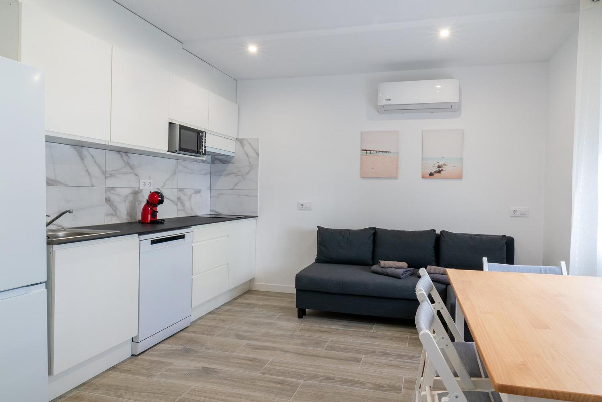 Salatan Apartments, Plaza Paris Appartement Lloret de Mar