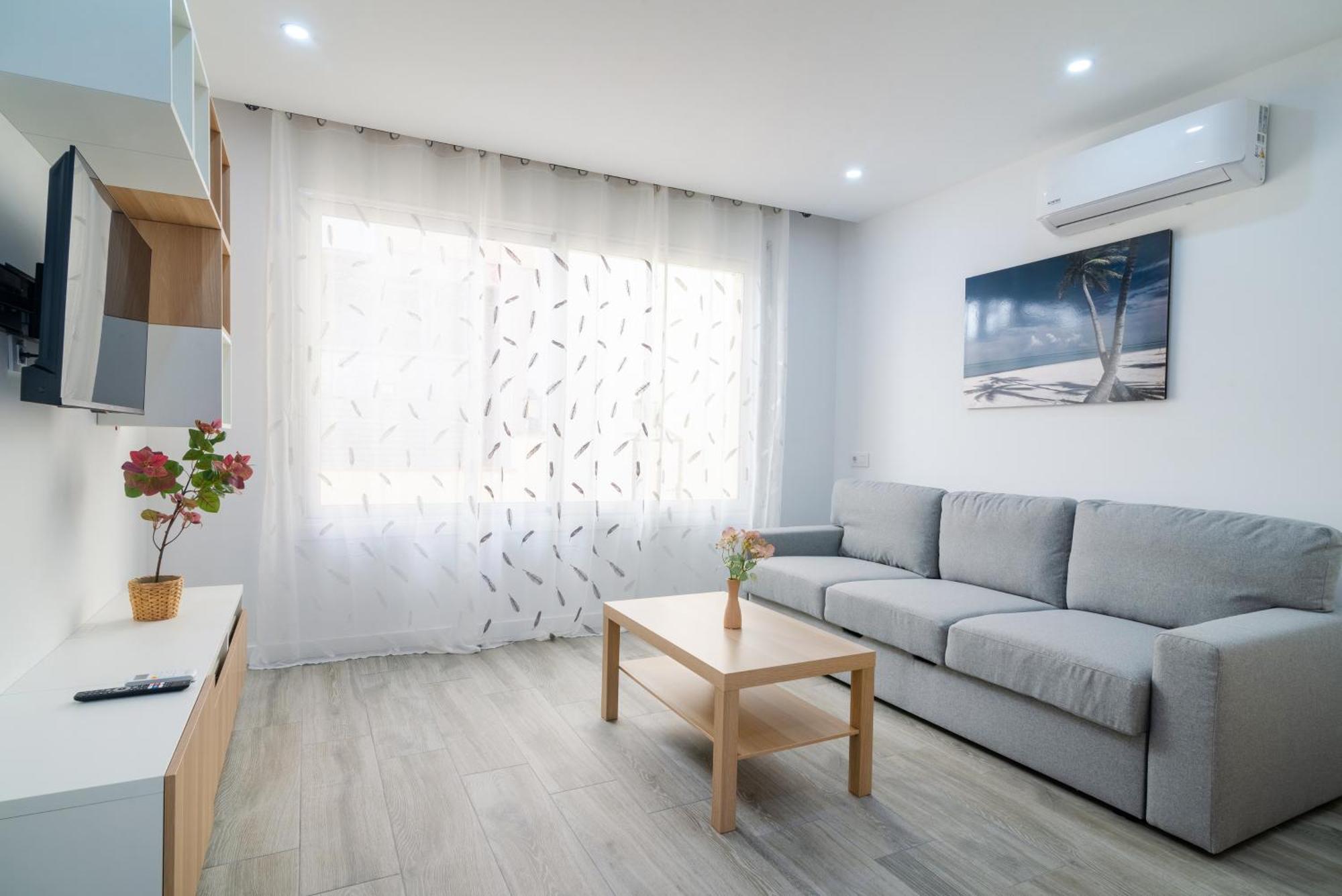 Salatan Apartments, Plaza Paris