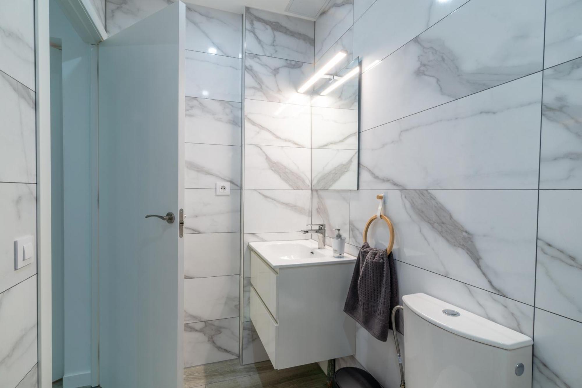Salatan Apartments, Plaza Paris Appartement *