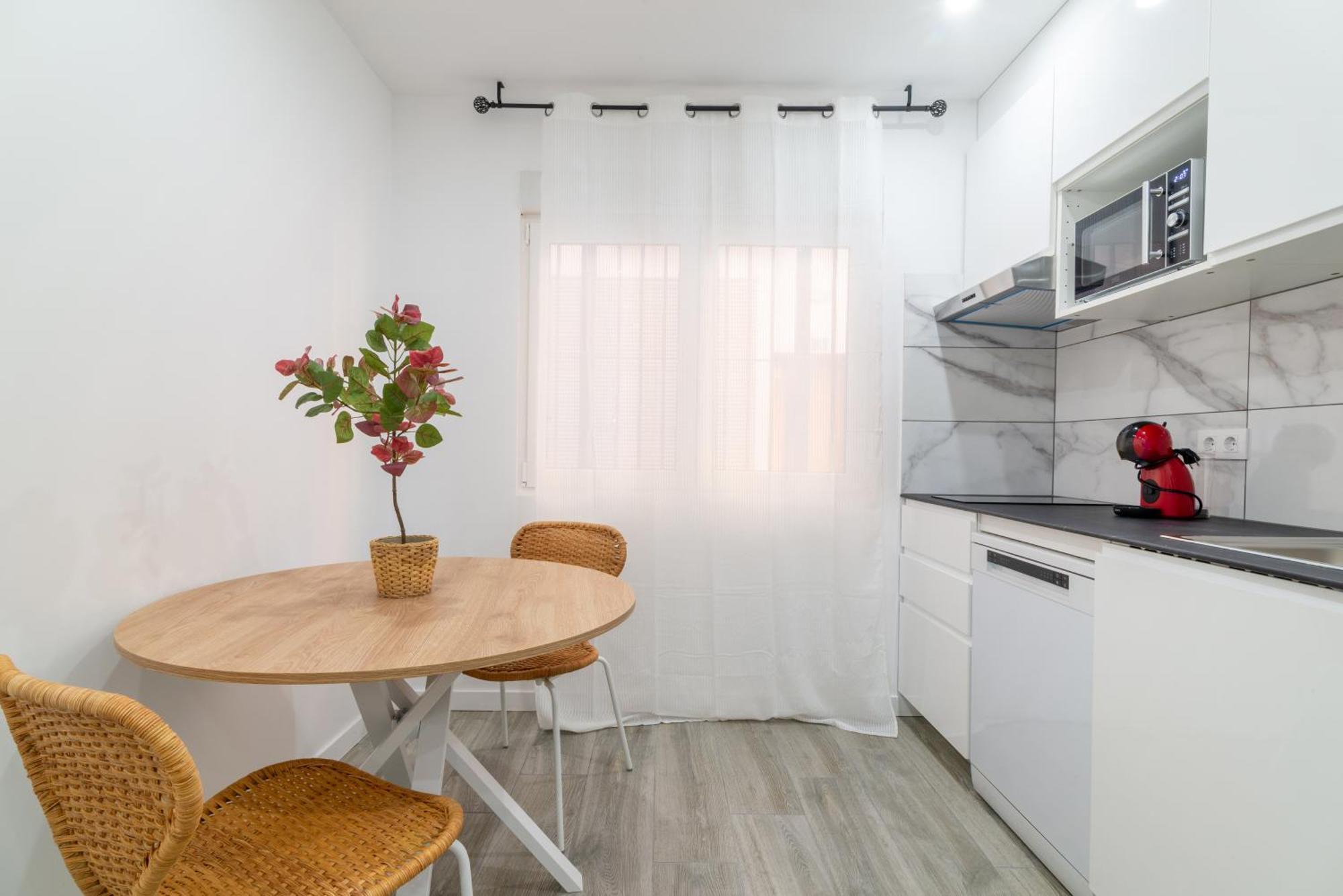 Salatan Apartments, Plaza Paris Appartement Lloret de Mar