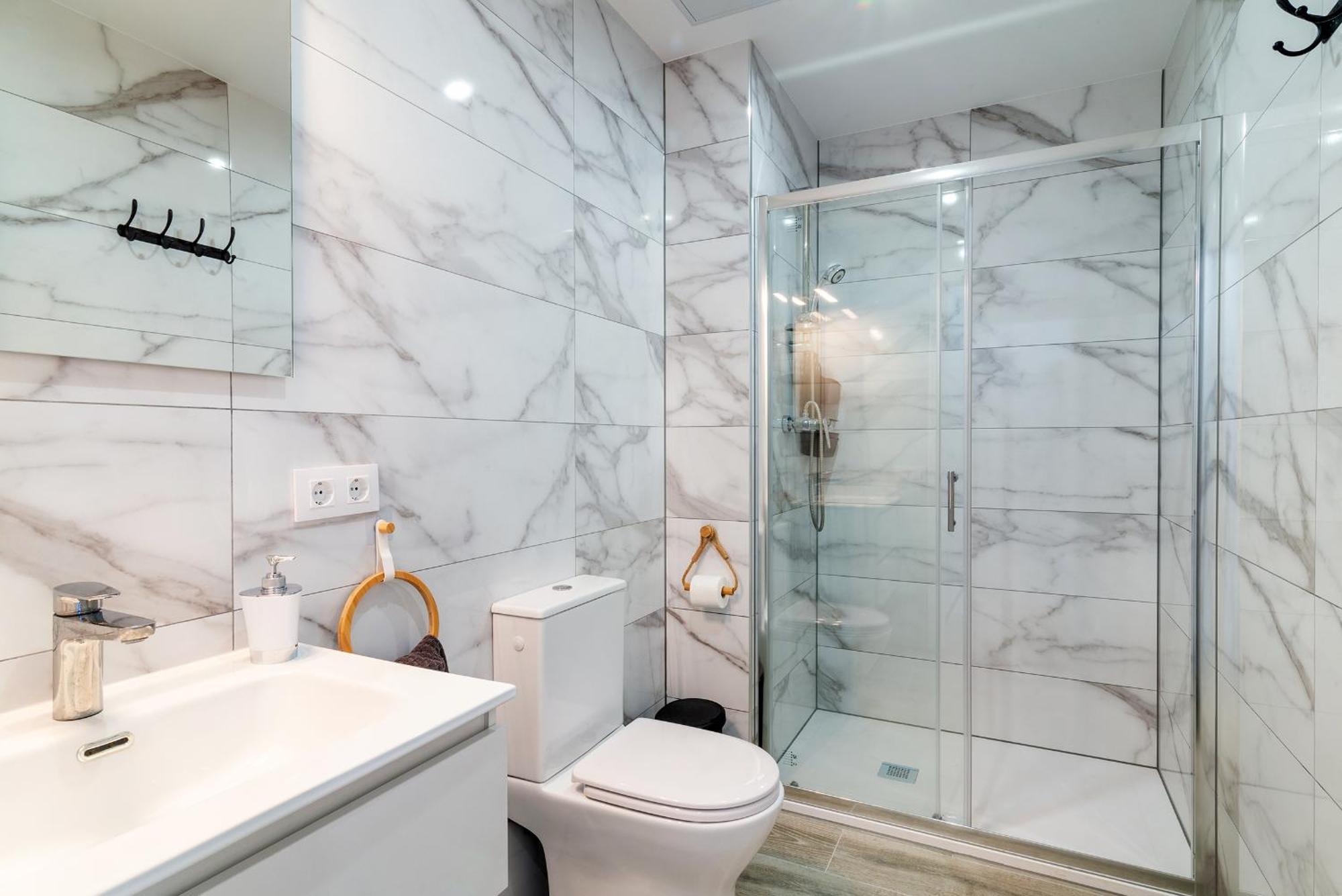 Salatan Apartments, Plaza Paris *