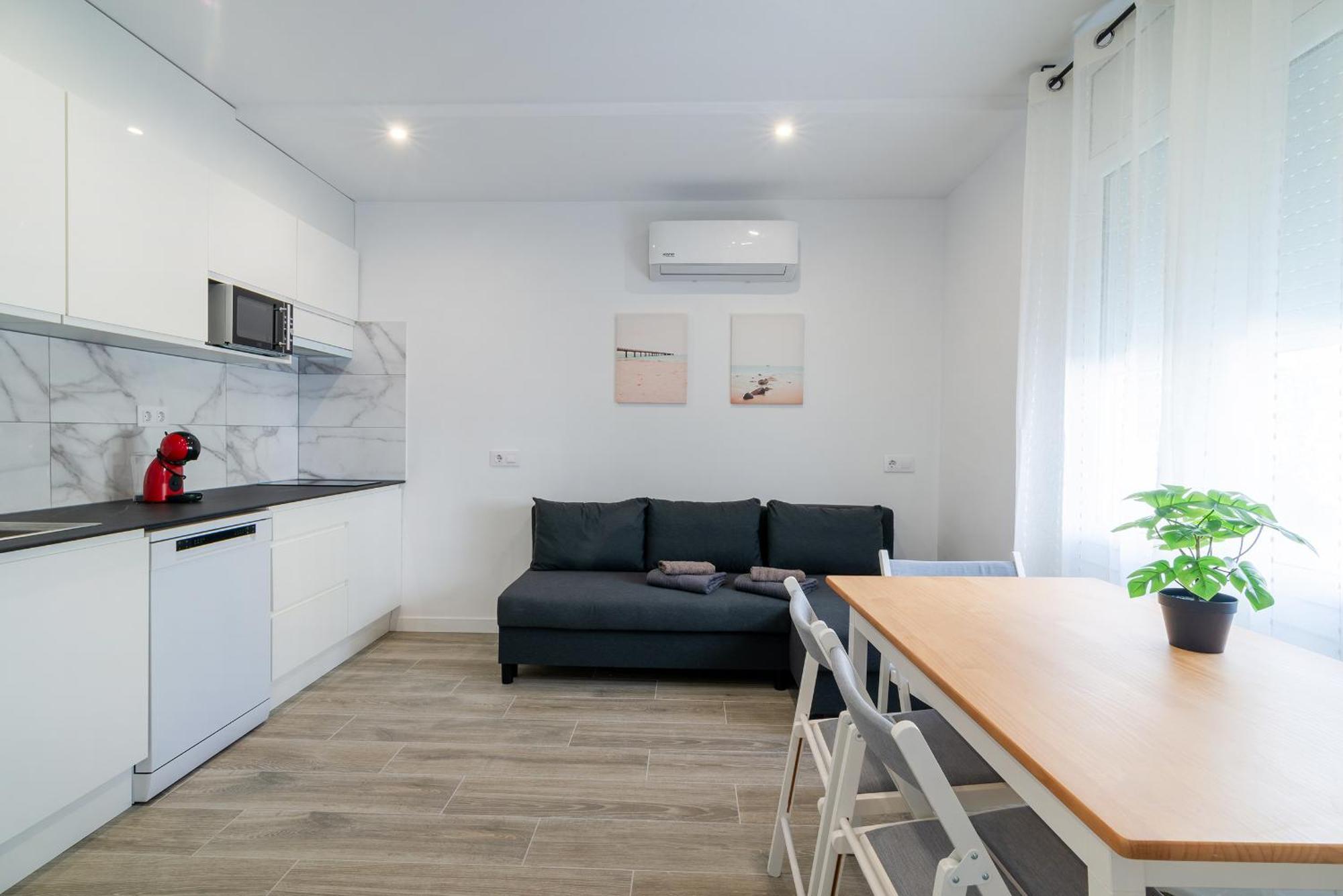 Salatan Apartments, Plaza Paris Appartement Lloret de Mar