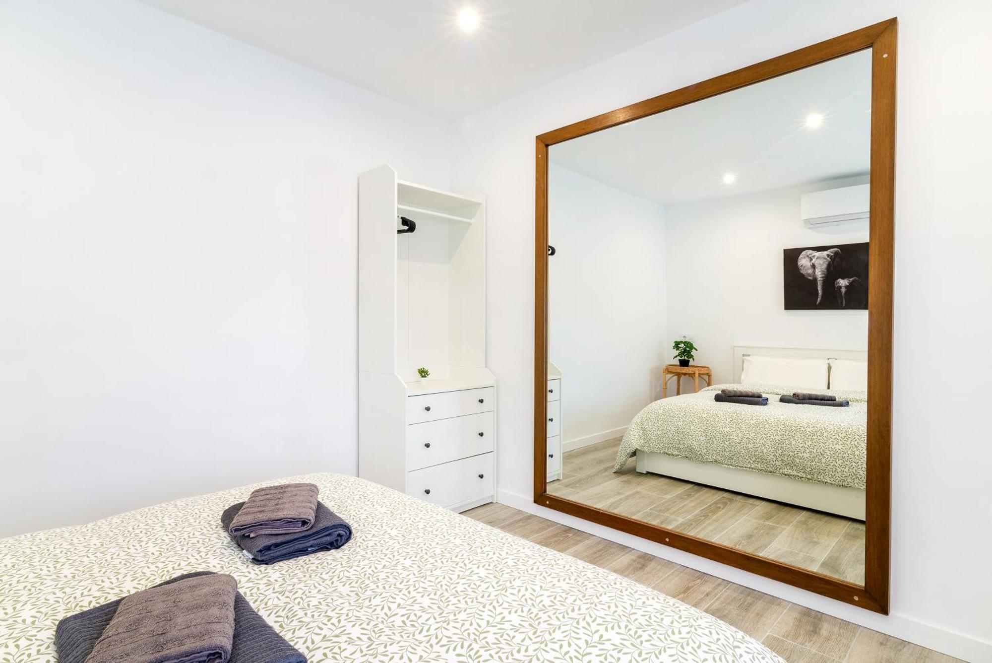 Salatan Apartments, Plaza Paris Appartement Lloret de Mar